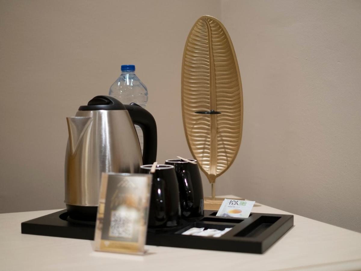 Hotel West 4*