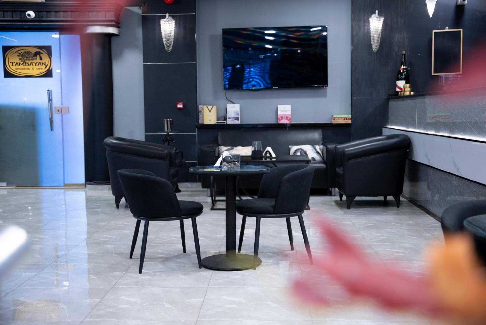 West Hotel 4*