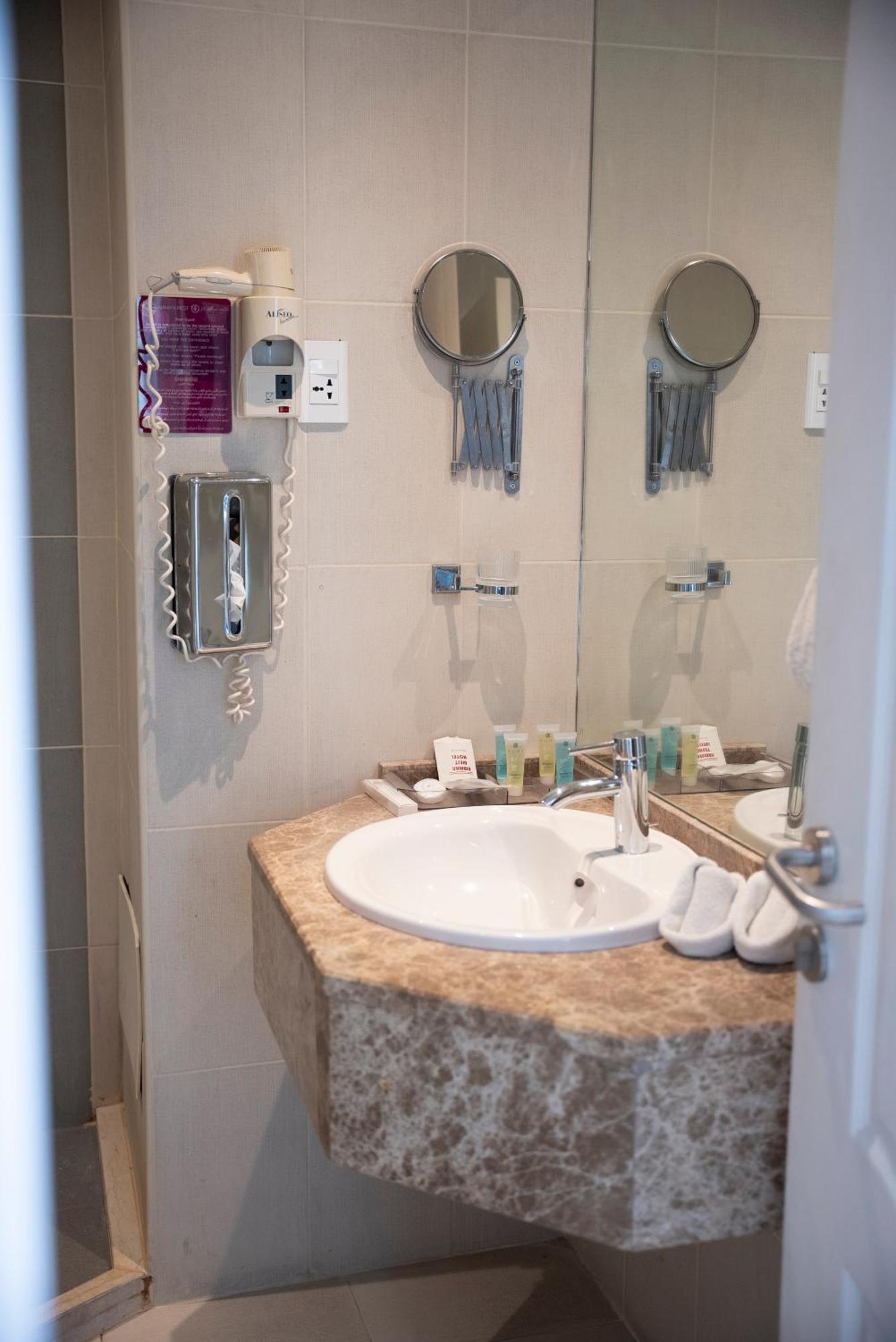 Hotel West Amman