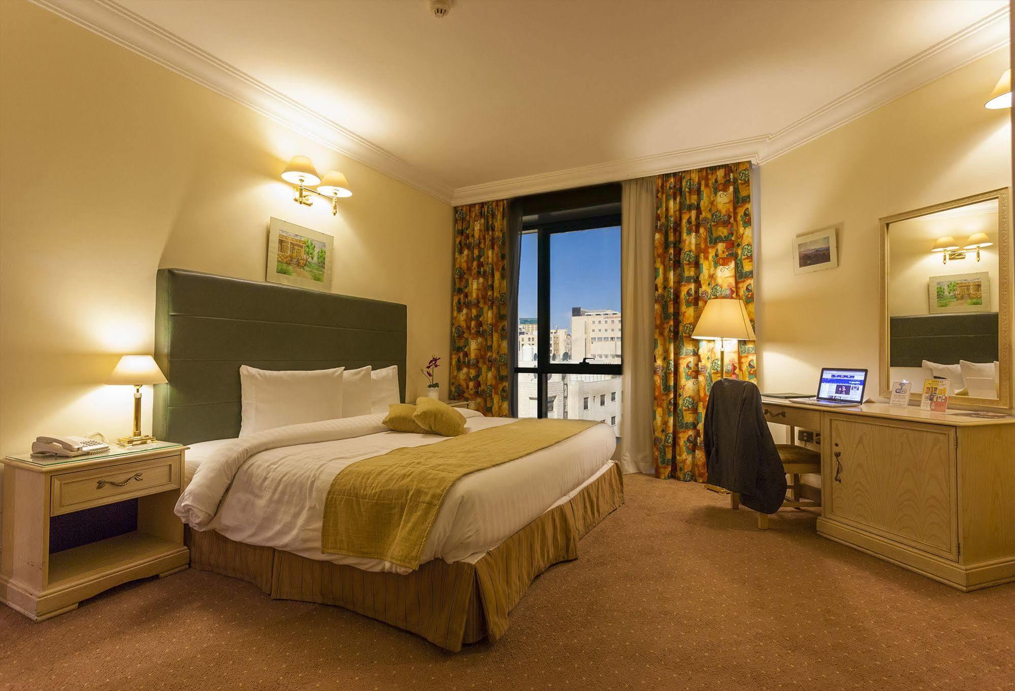 West Hotel 4*